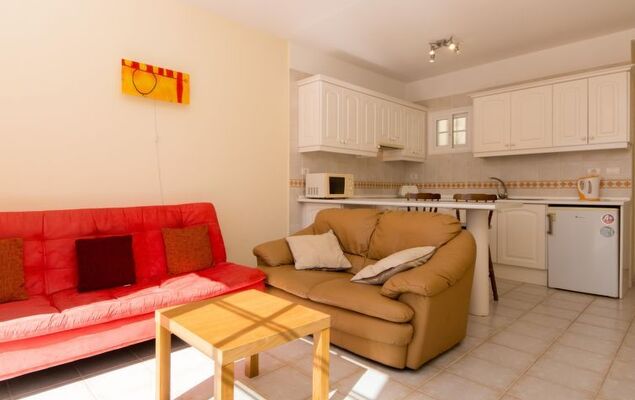 Jacqui Fewo - Photo 7