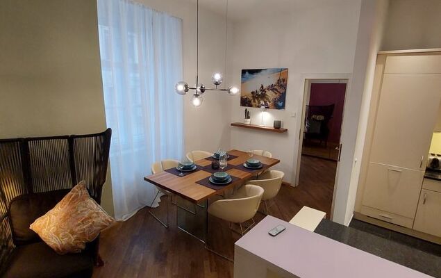 Inner City - Photo 8